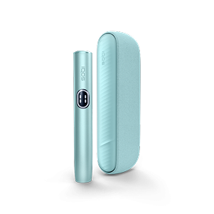 IQOS ILUMA i Breeze Blue krāsā.