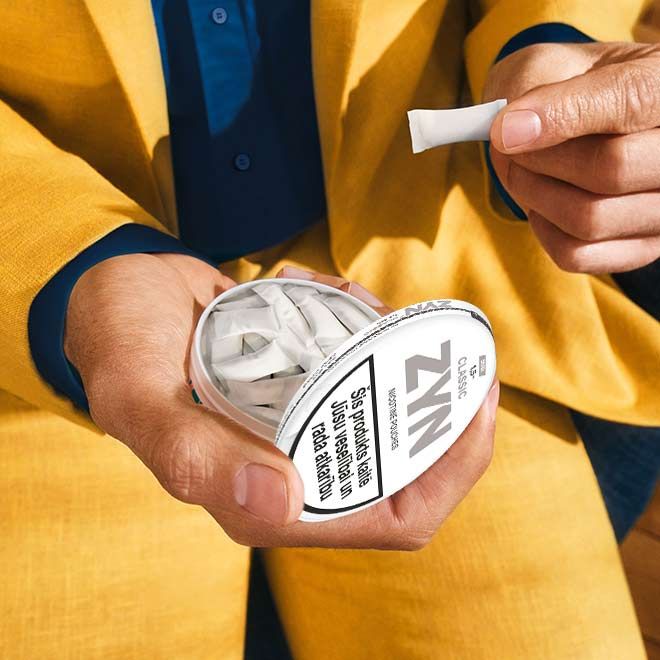 05714_047_DH_CLEANER_ZYN-SLIM-COOLMINT_PAPCC_MALE_660X660-ZYN-CLASSIC-MINI_EN-LV